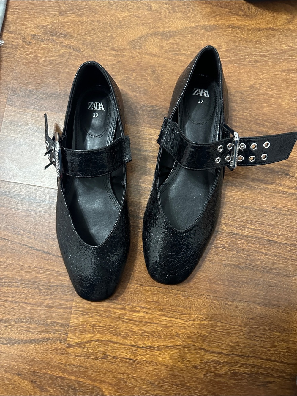 Zara black ballet flats